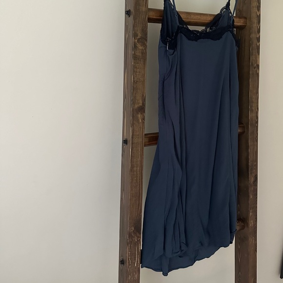 Aritzia Wilfred Leibniz Slip Dress size xxs - Picture 6 of 13